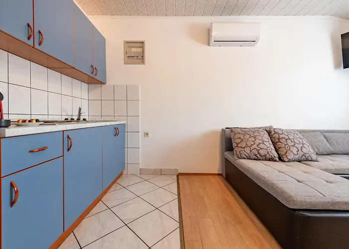 2 Bedroom In Pag Appartamento *