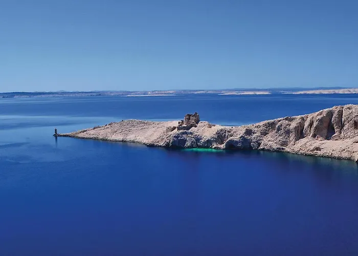 2 Bedroom In Pag *