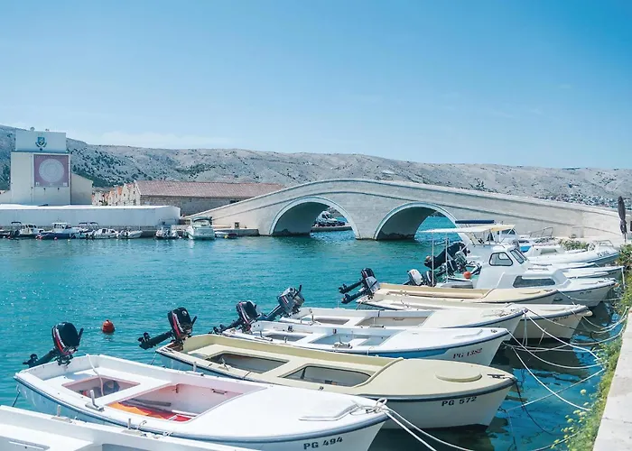 Appartamento 2 Bedroom In Pag