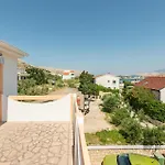 2 Bedroom In Pag