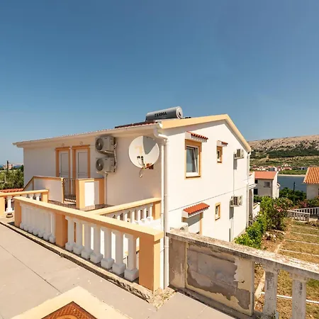 2 Bedroom In Pag Pag Town