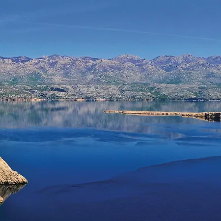 2 Bedroom In Pag