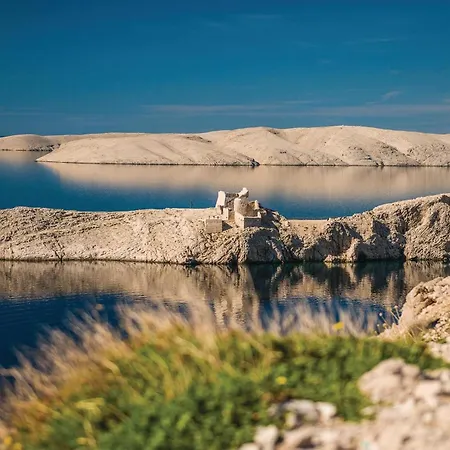 2 Bedroom In Pag Pag Town